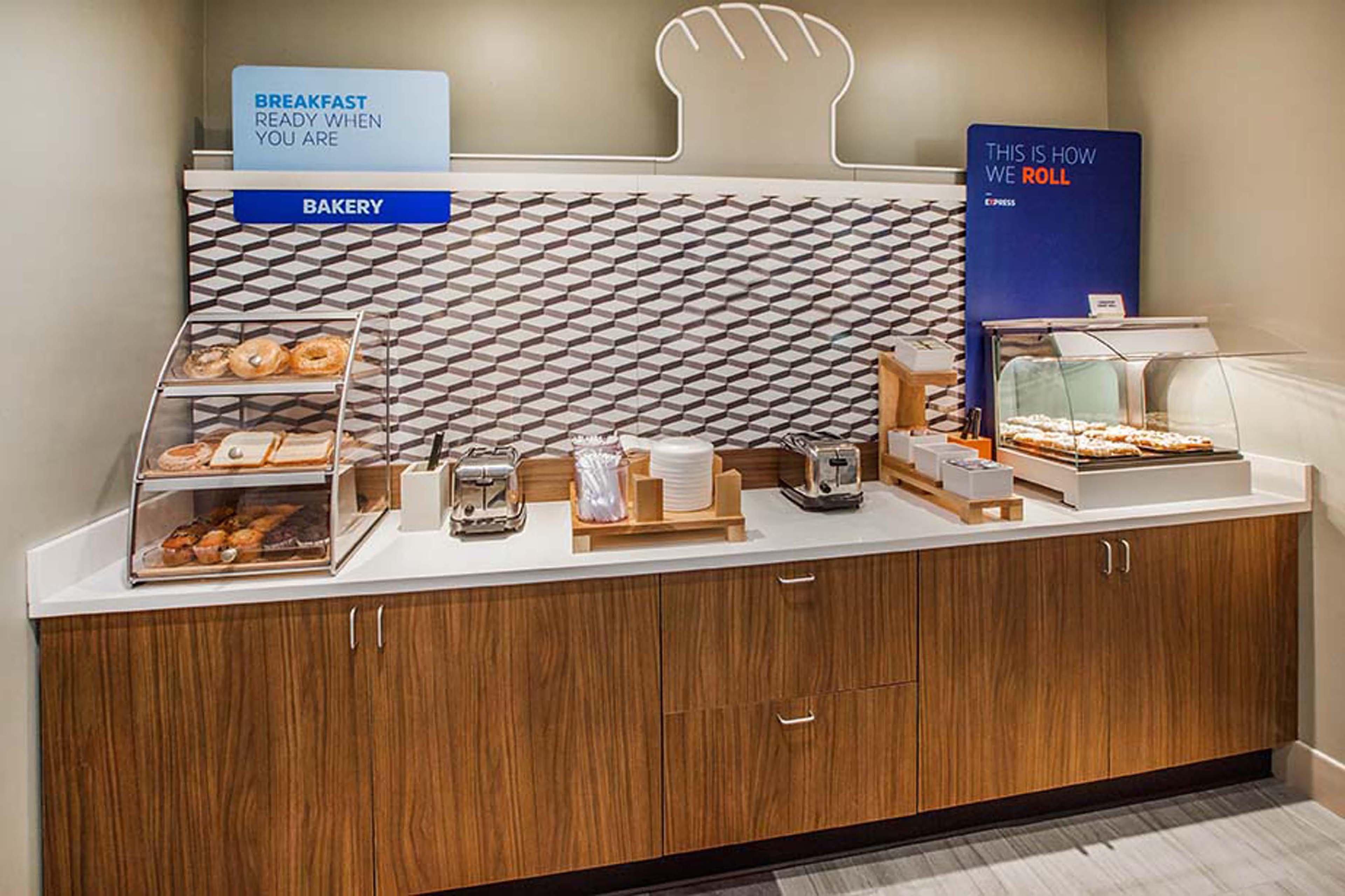 Holiday Inn Express & Suites Clovis By Ihg Экстерьер фото