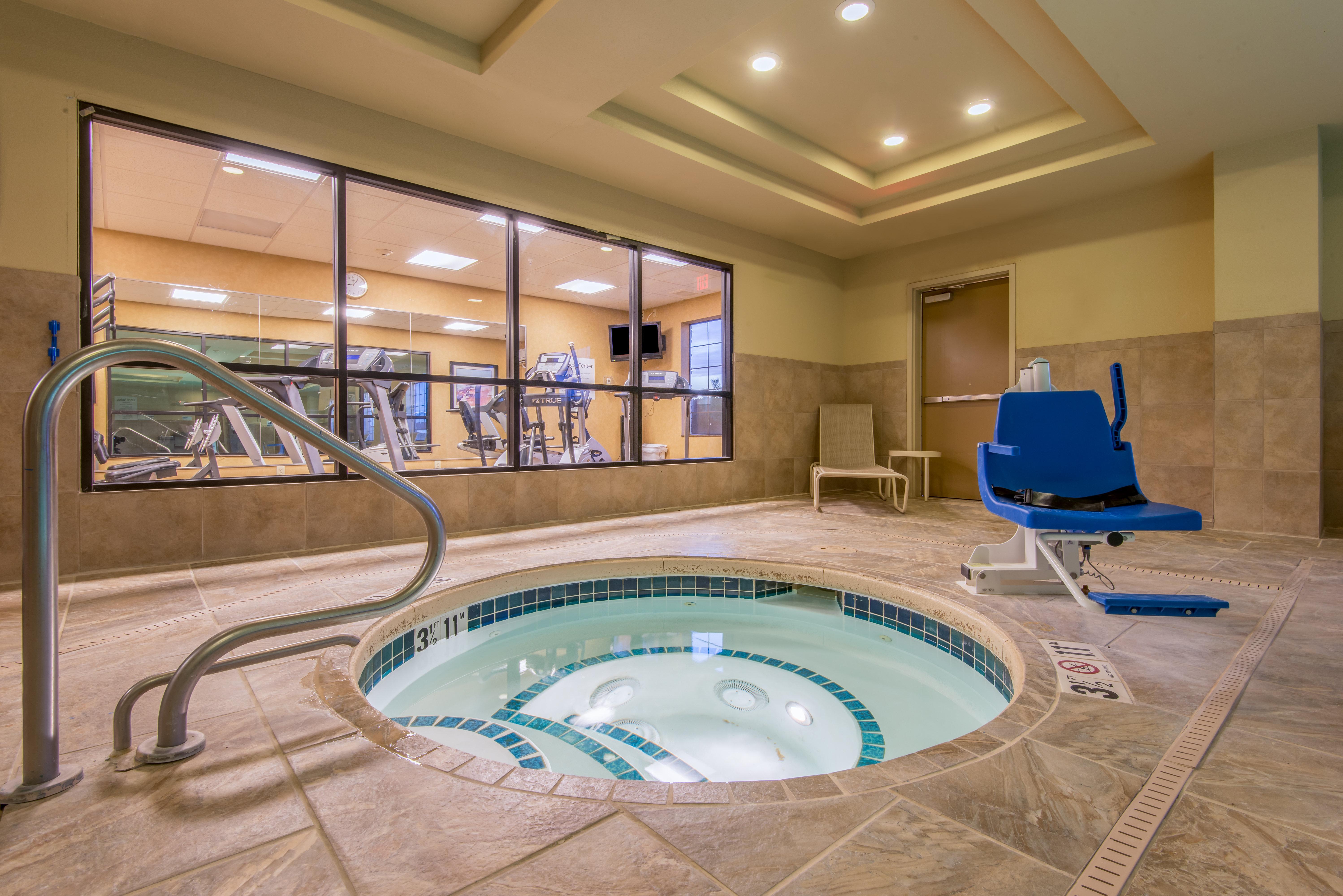 Holiday Inn Express & Suites Clovis By Ihg Экстерьер фото