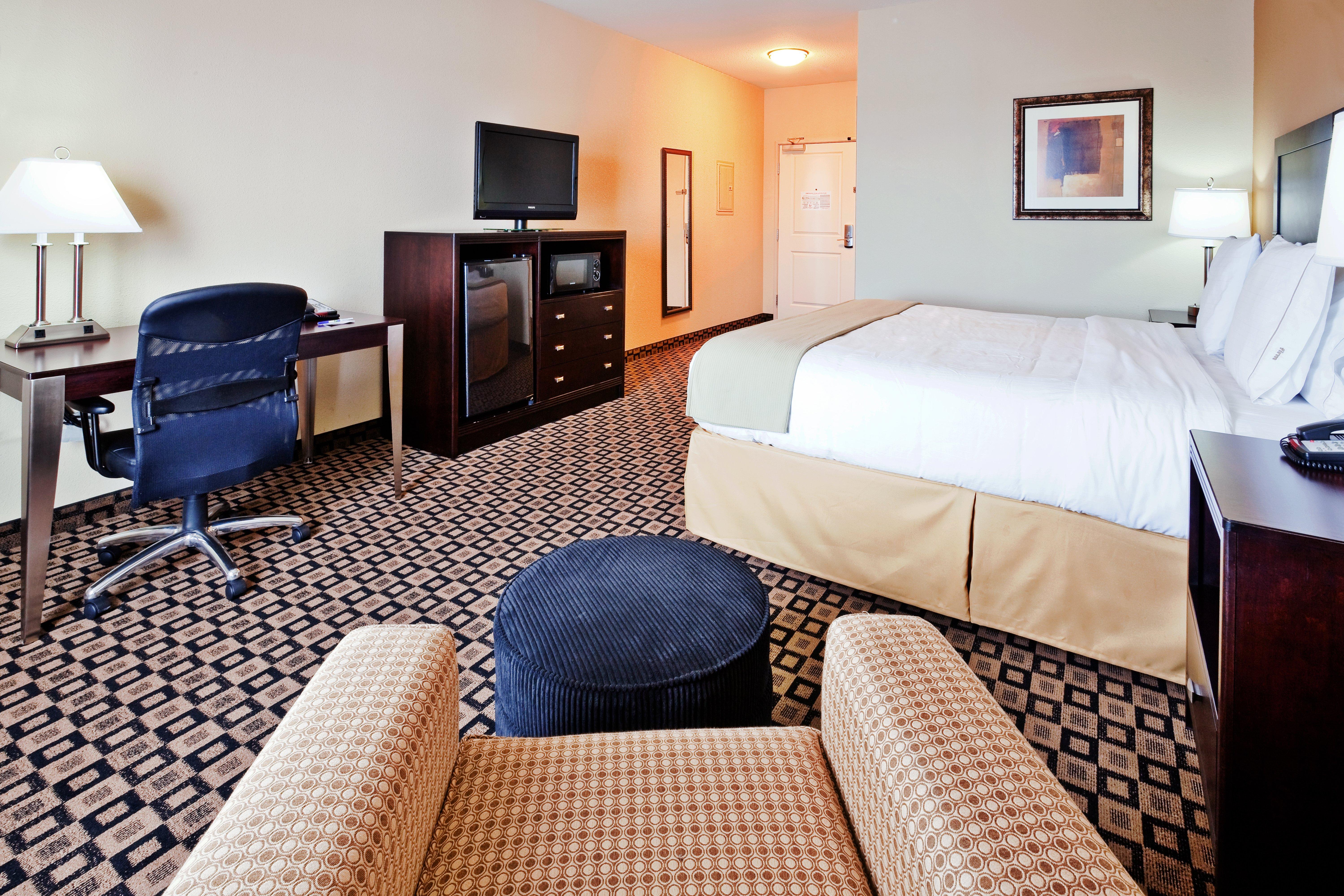 Holiday Inn Express & Suites Clovis By Ihg Экстерьер фото